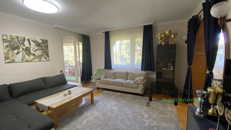 Debrecen, Nagyerdő, Lakás, tégla lakás  