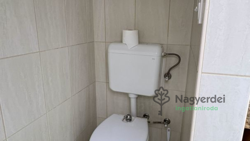 Debrecen, Szentlászlófalva, Lakás, tégla lakás  