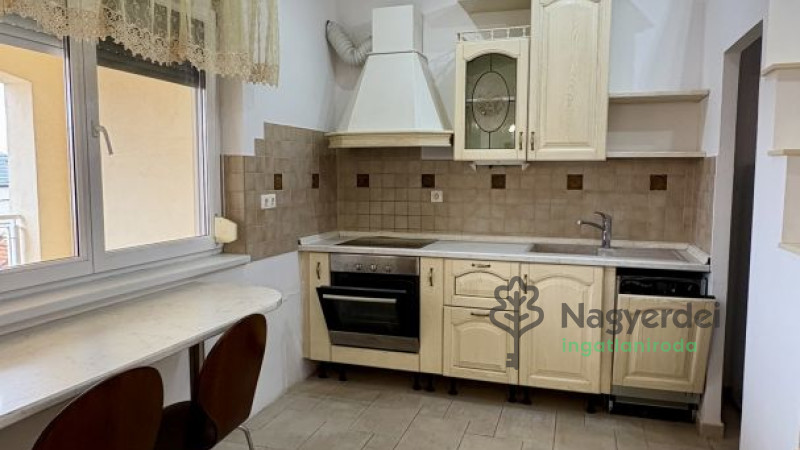 Debrecen, Szentlászlófalva, Lakás, tégla lakás  