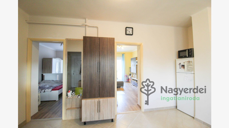 Debrecen, Sestakert, Lakás, tégla lakás  