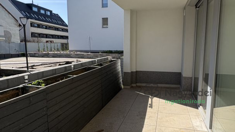 Debrecen, Belváros, Lakás, tégla lakás  