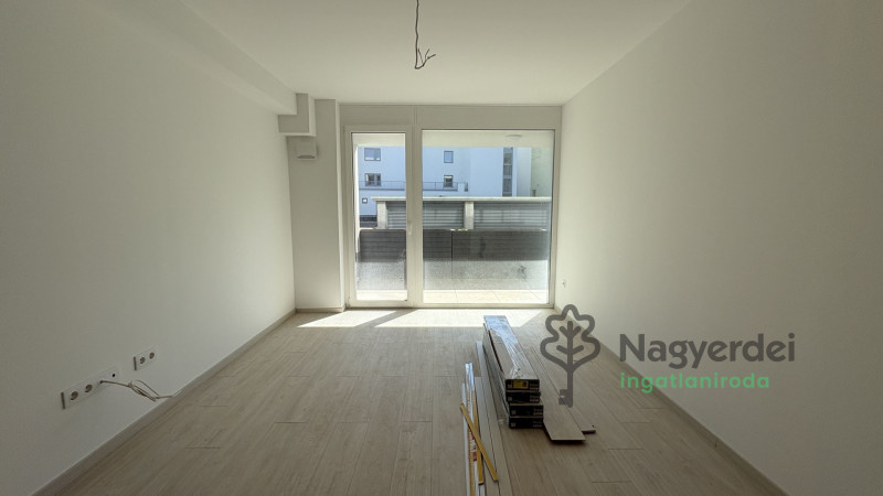 Debrecen, Belváros, Lakás, tégla lakás  