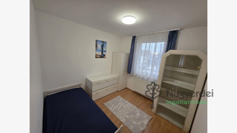 -, Nagyerdő, Lakás, tégla lakás  