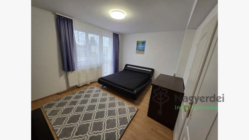 -, Nagyerdő, Lakás, tégla lakás  