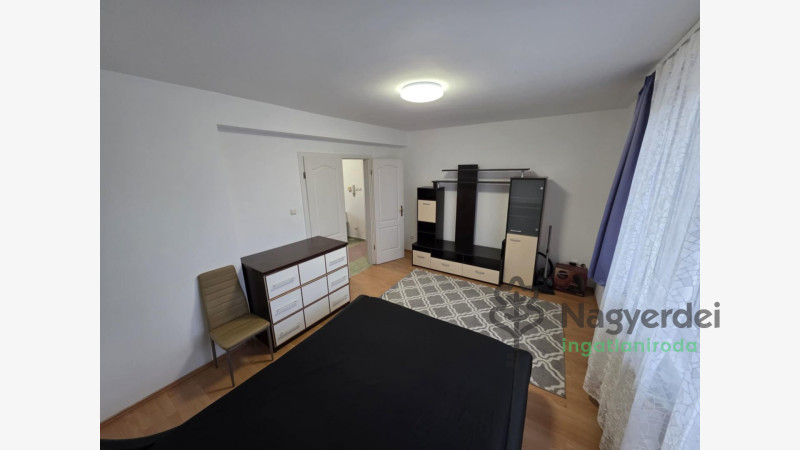 -, Nagyerdő, Lakás, tégla lakás  