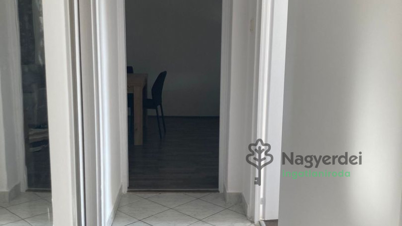 Debrecen, Vénkert, Lakás, tégla lakás  
