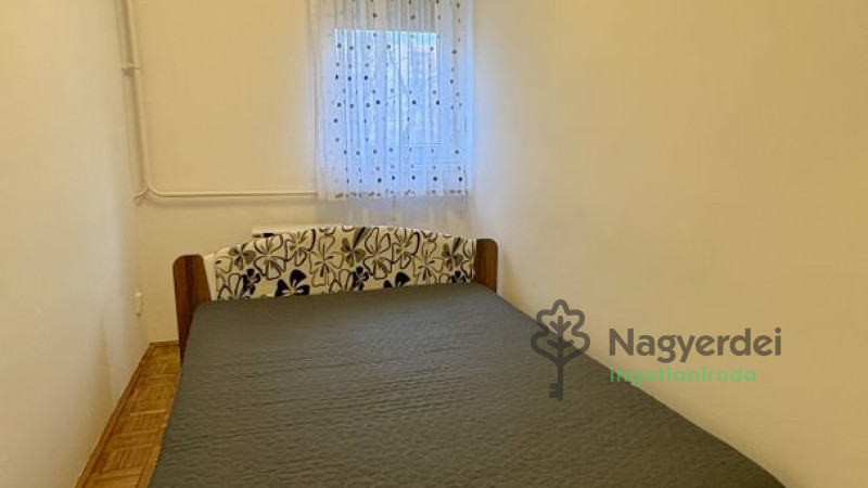 Debrecen, Sestakert, Lakás, tégla lakás  