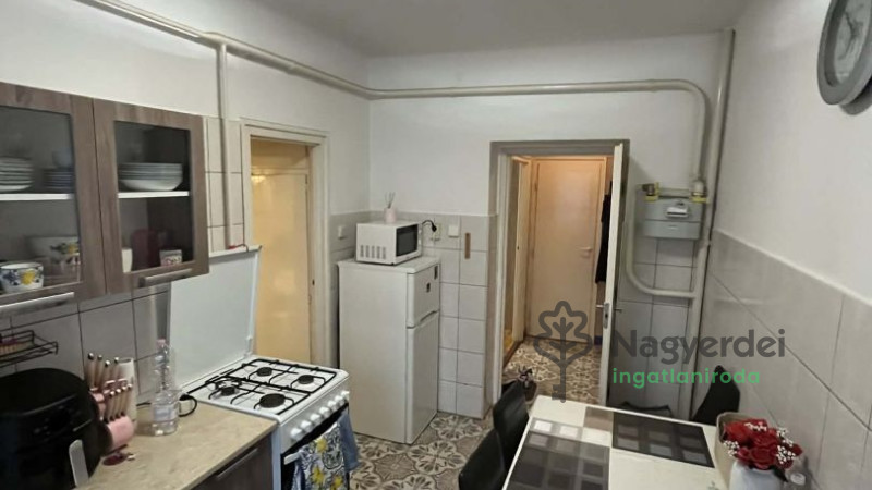 Debrecen, Egyetemváros, Lakás, tégla lakás  