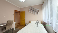 Debrecen, Sestakert, Lakás, csúsztatott zsalus  