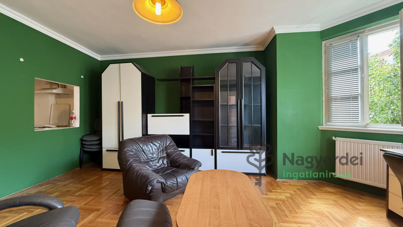 Debrecen, Belváros, Lakás, tégla lakás  