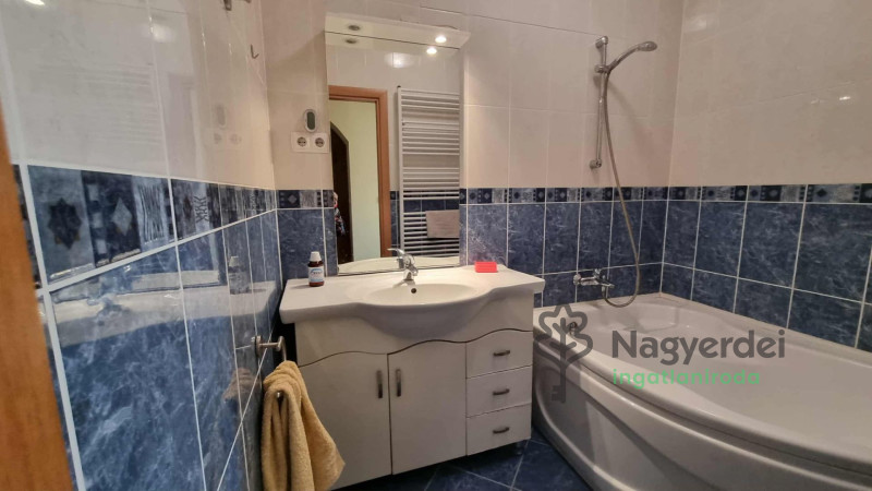 Debrecen, Belváros, Lakás, tégla lakás  