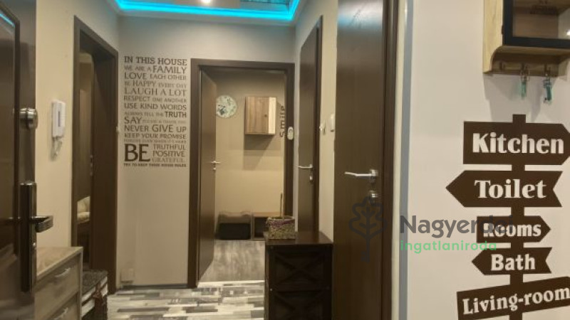 Debrecen, Vénkert, Lakás, panel lakás  