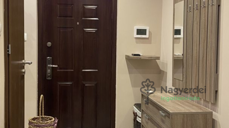 Debrecen, Vénkert, Lakás, panel lakás  