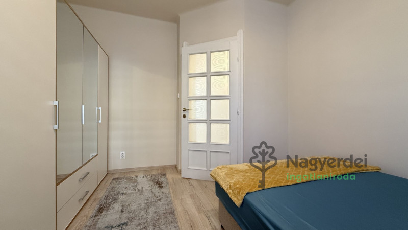 Debrecen, Egyetemváros, Lakás, tégla lakás  