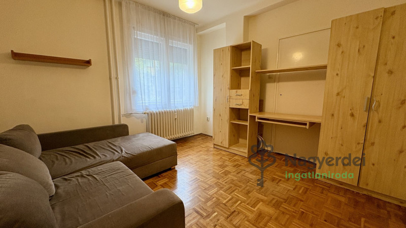Debrecen, Belváros, Lakás, tégla lakás  