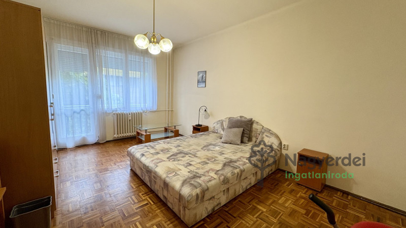 Debrecen, Belváros, Lakás, tégla lakás  