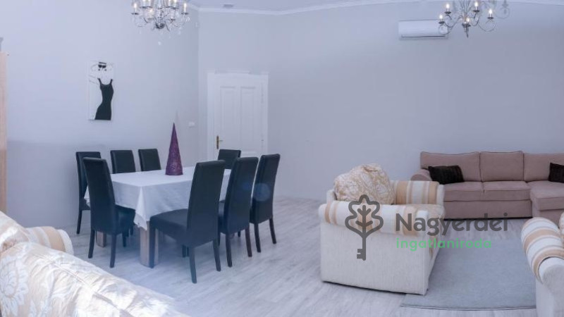 Debrecen, Belváros, Lakás, tégla lakás  