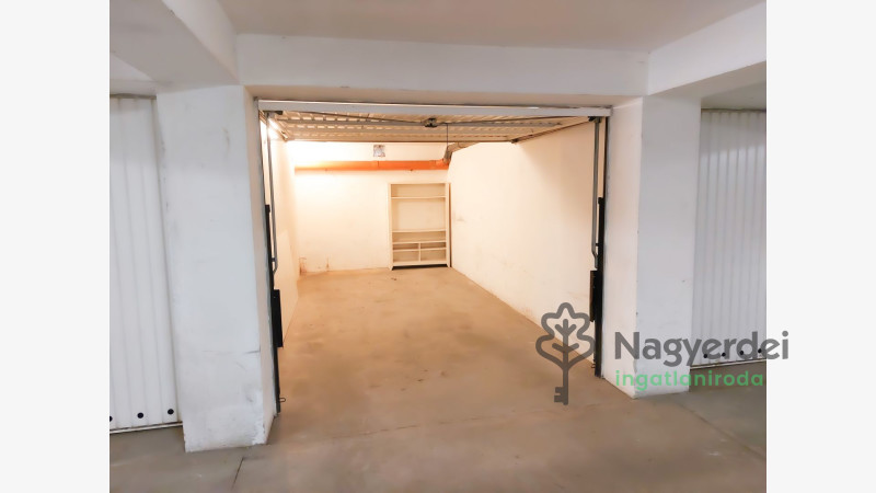 Debrecen, Belváros, Lakás, tégla lakás  