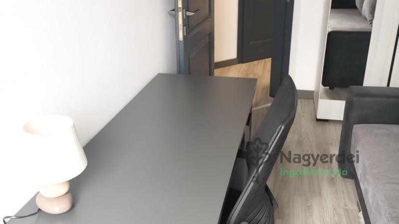 Debrecen, Belváros, Lakás, tégla lakás  