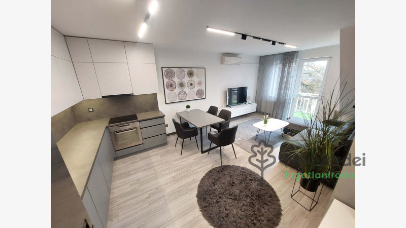 Debrecen, Belváros, Lakás, tégla lakás  