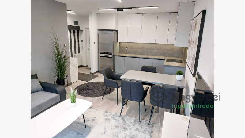 Debrecen, Belváros, Lakás, tégla lakás  