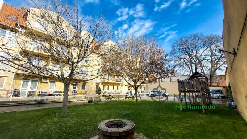 Debrecen, Belváros, Lakás, tégla lakás  