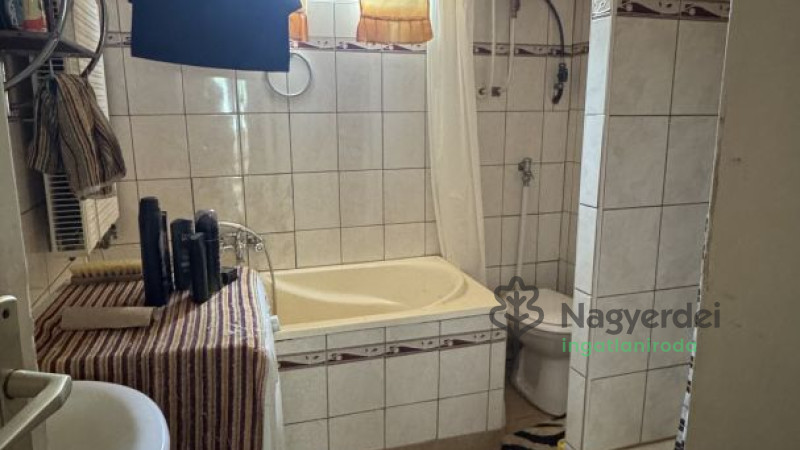 Nyíradony, Ház, családi ház  