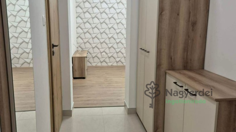 Debrecen, Libakert, Lakás, tégla lakás  