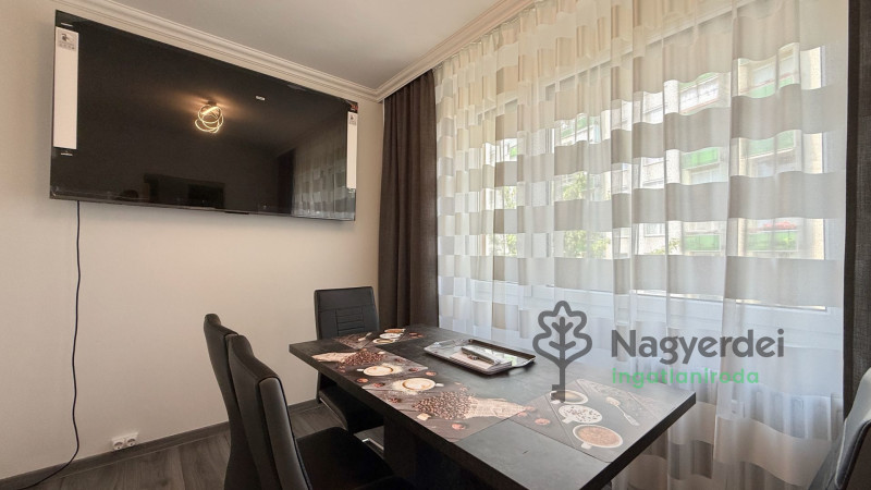 Debrecen, Libakert, Lakás, panel lakás  
