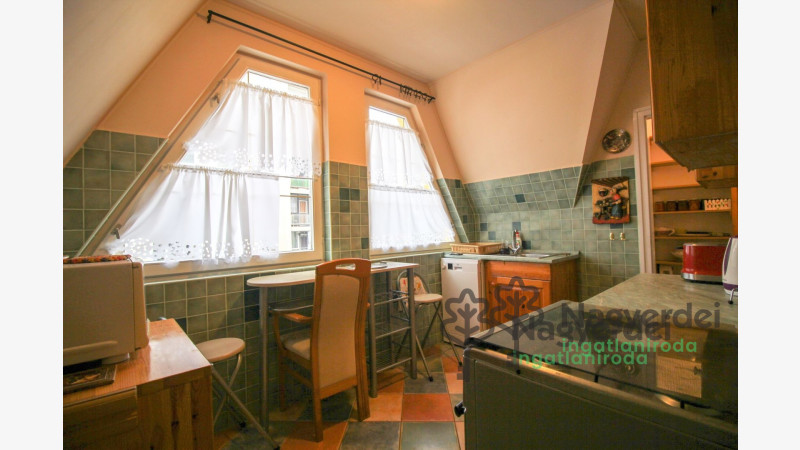 Debrecen, Vénkert, Lakás, tégla lakás  