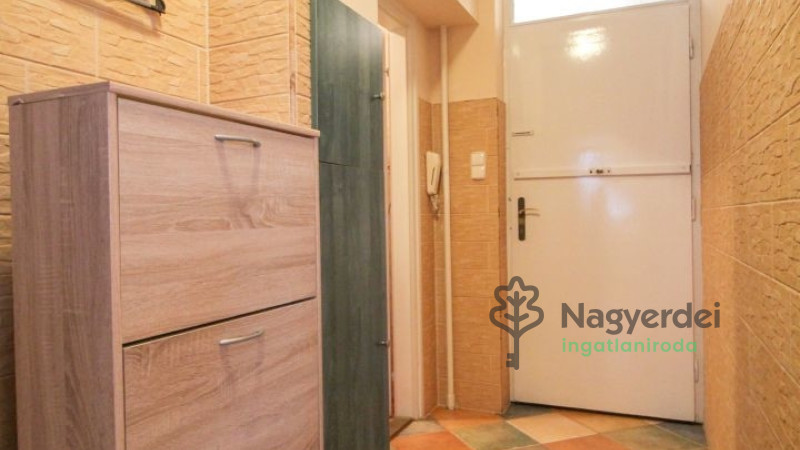 Debrecen, Vénkert, Lakás, tégla lakás  