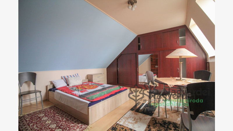 Debrecen, Vénkert, Lakás, tégla lakás  