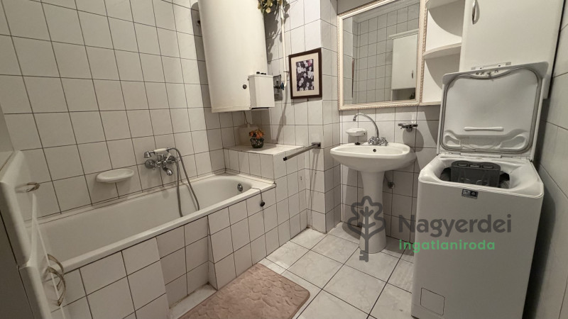 Püspökladány, Ház, családi ház  