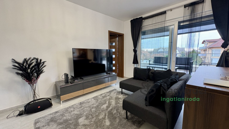 Debrecen, Széchenyikert, Lakás, tégla lakás  