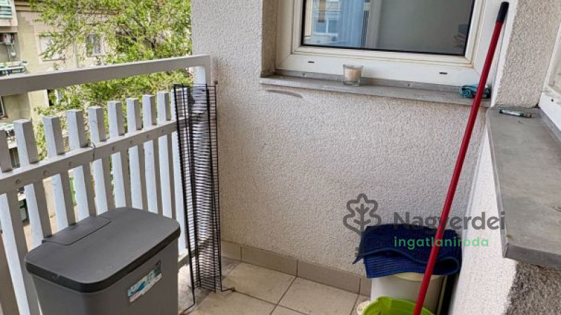 Debrecen, Sestakert, Lakás, tégla lakás  
