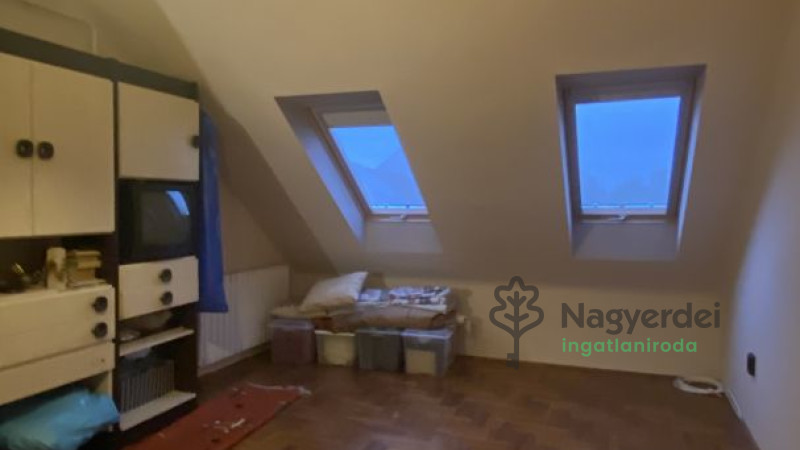 Debrecen, Vargakert, Ház, ikerház  