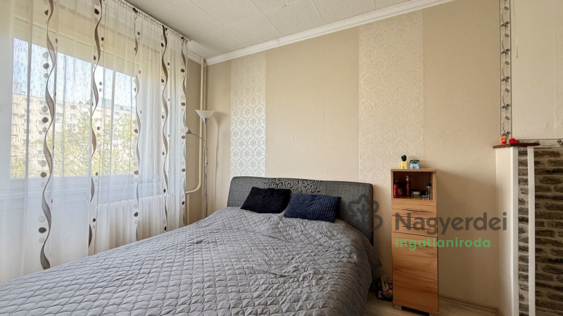 Debrecen, Fényesudvar, Lakás, panel lakás  