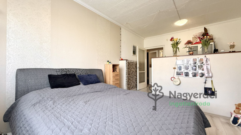 Debrecen, Fényesudvar, Lakás, panel lakás  