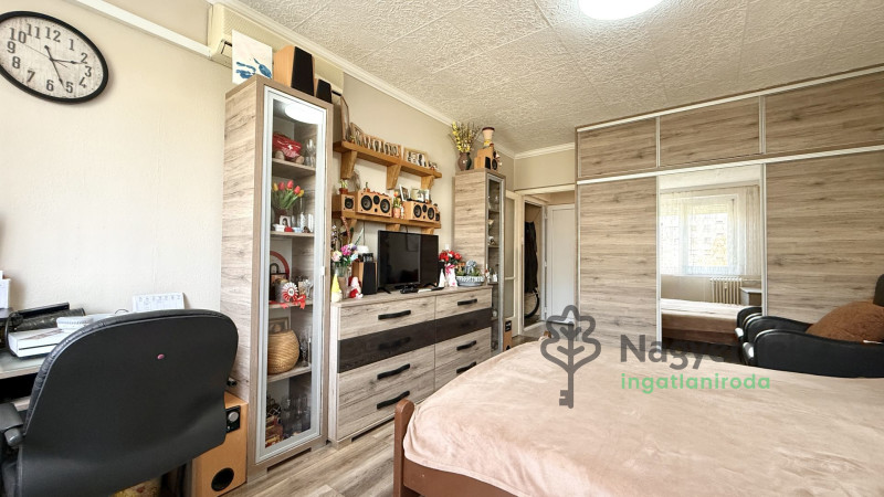 Debrecen, Fényesudvar, Lakás, panel lakás  