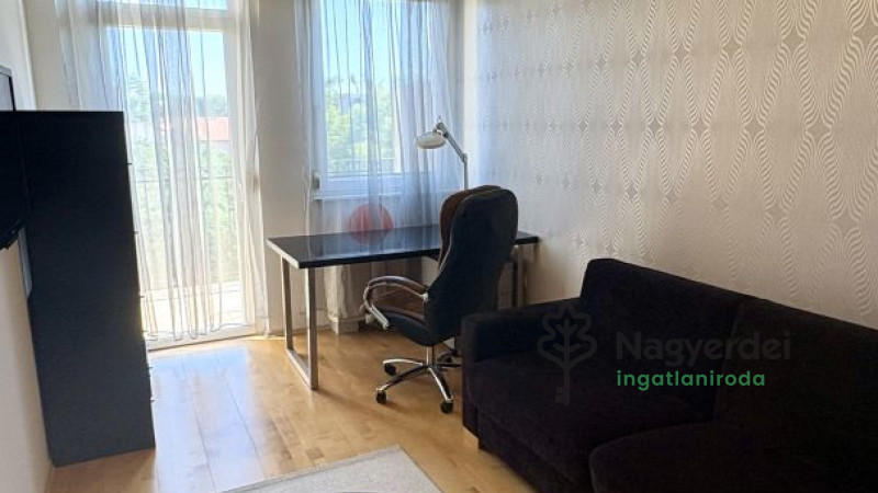 Debrecen, Szentlászlófalva, Lakás, tégla lakás  