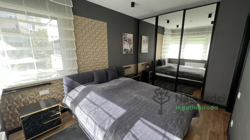 Debrecen, Sestakert, Lakás, tégla lakás  