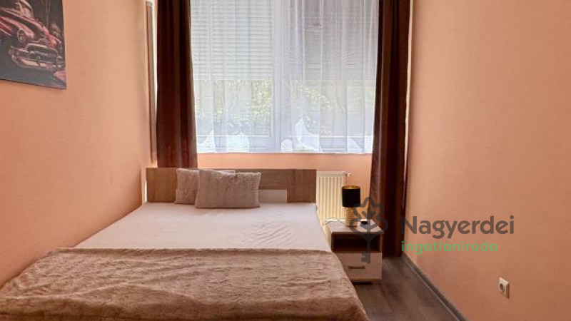 Debrecen, Sestakert, Lakás, tégla lakás  