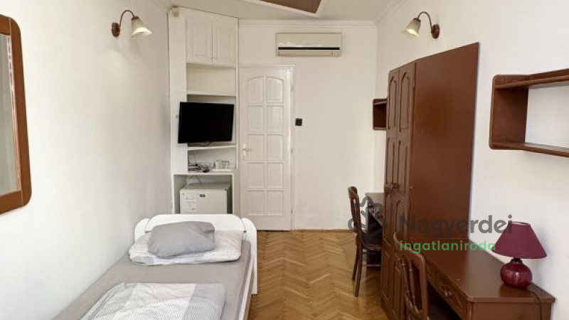 Debrecen, Péterfia, Lakás, tégla lakás  