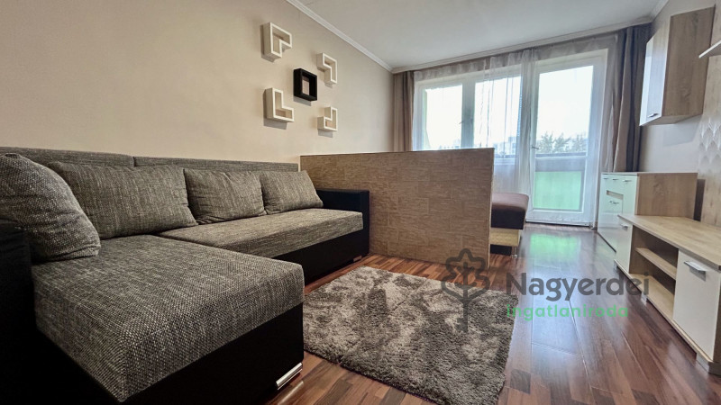 Debrecen, Újkert, Lakás, tégla lakás  