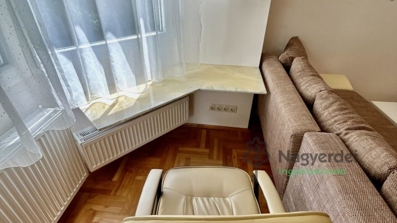 Debrecen, Sestakert, Lakás, tégla lakás  