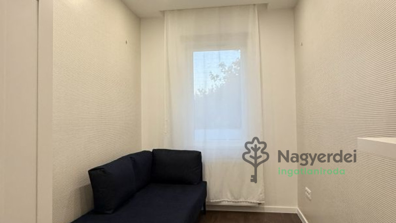 Debrecen, Egyetemváros, Lakás, tégla lakás  