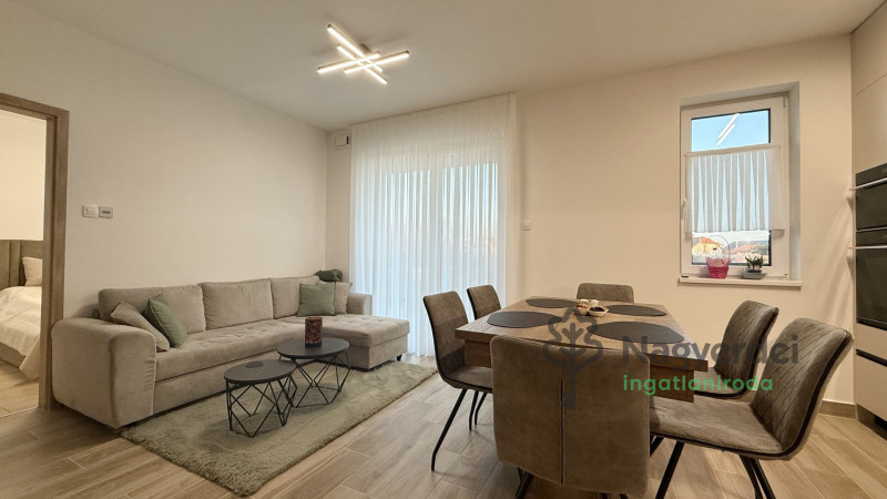 Debrecen, Homokkert, Lakás, tégla lakás  