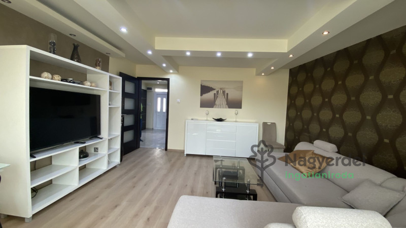 Debrecen, Belváros, Lakás, tégla lakás  