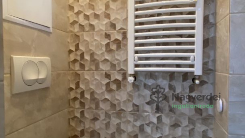 Debrecen, Belváros, Lakás, tégla lakás  