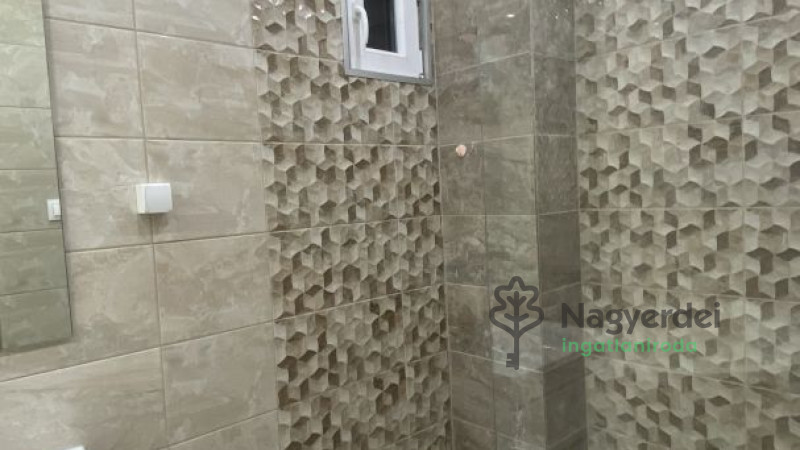 Debrecen, Belváros, Lakás, tégla lakás  